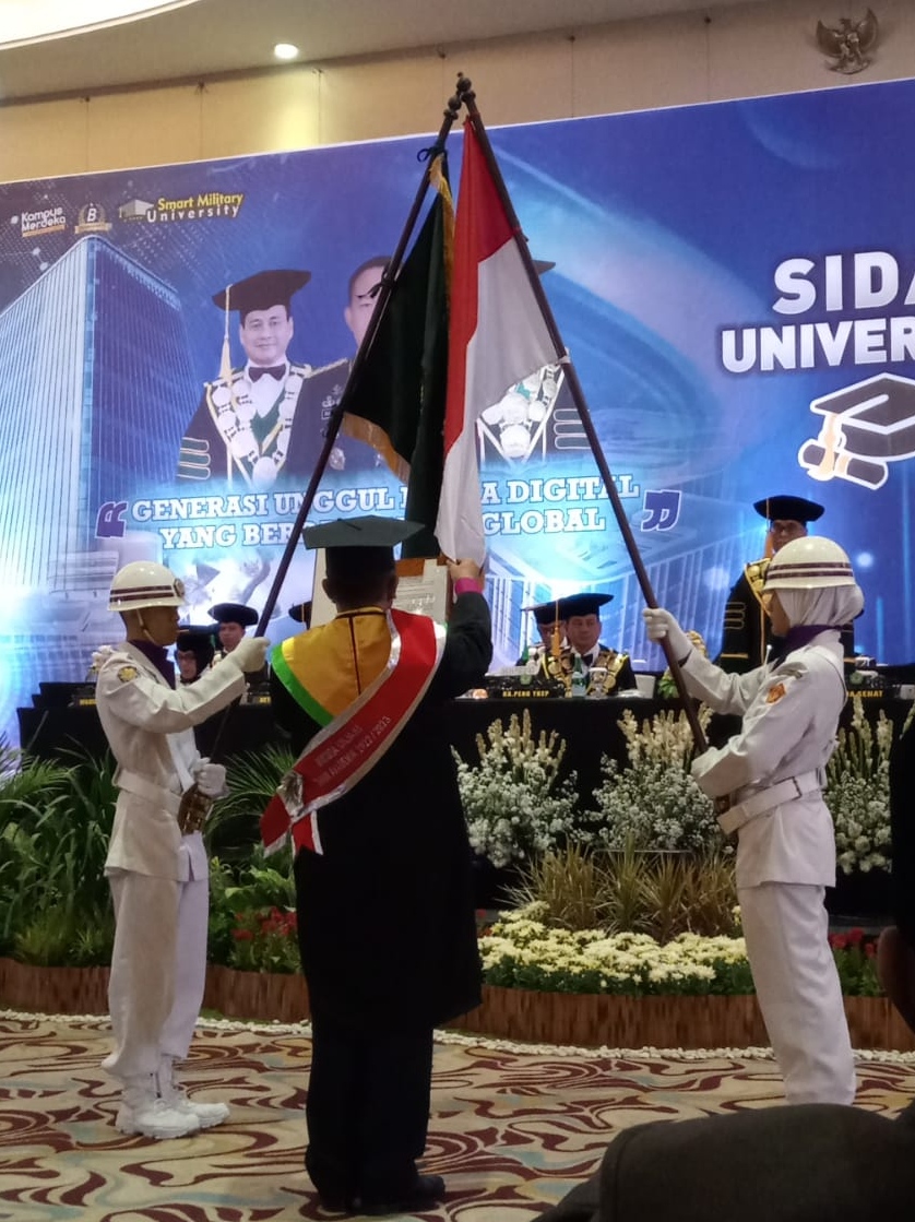 Universitas Jenderal Achmad Yani melepas 2.722 lulusan.