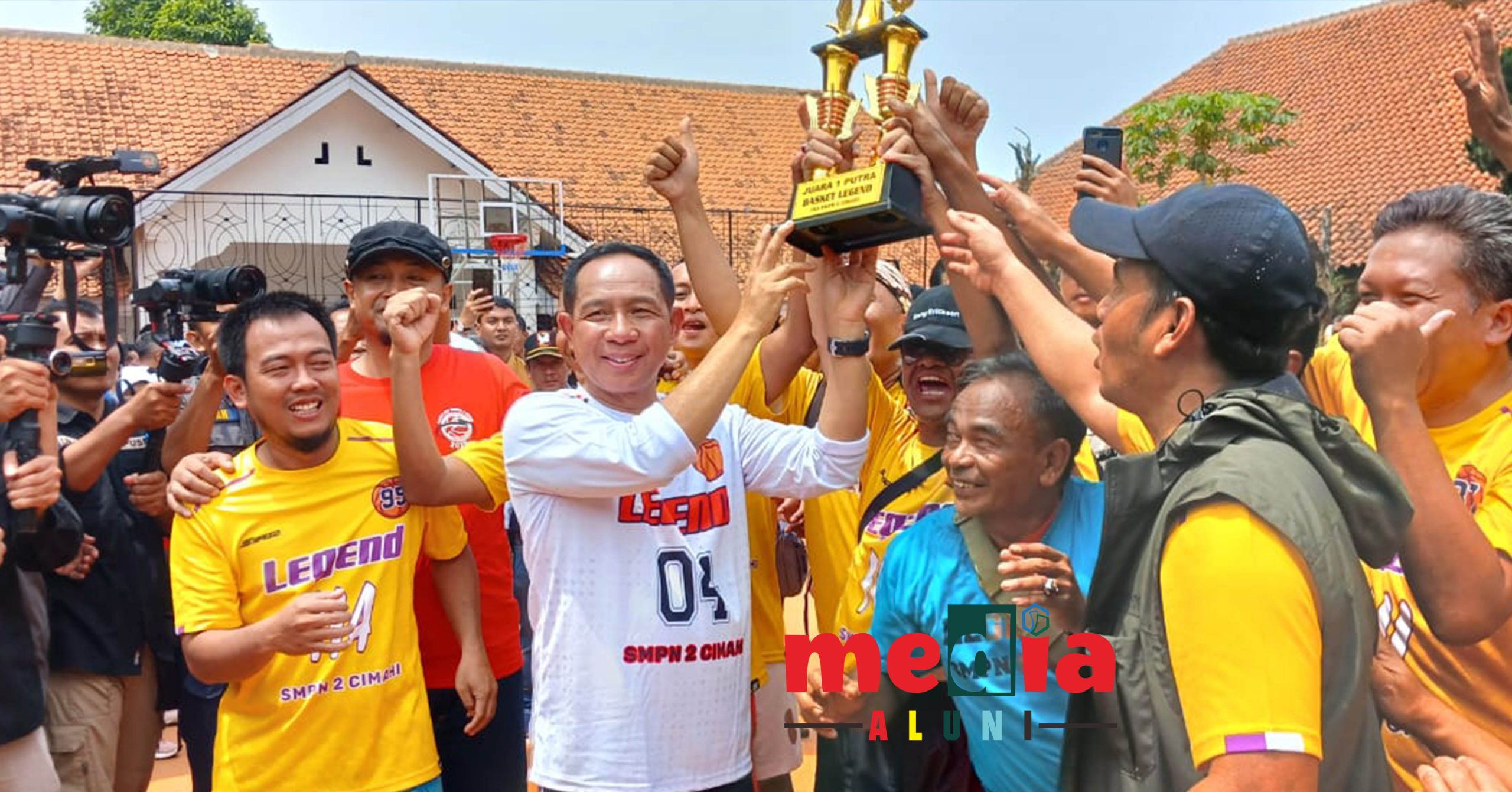 Jenderal Agus Subiyanto (PANGLIMA TNI),hadiri REUNI FINAL FUN BASKET SMPN 2 CIMAHI