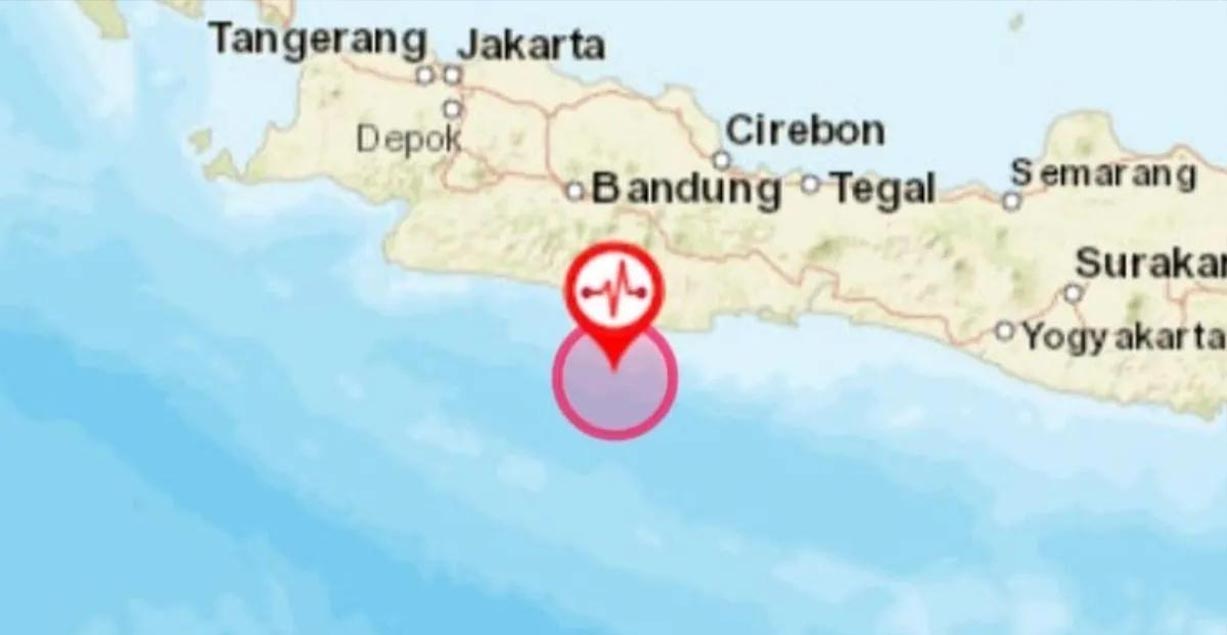 PANTAI SELATAN PANGANDARAN HINGGA PELABUHAN RATU SUKABUMI : RESPON TANGGAP TERHADAP ANOMALI LINGKUNGAN